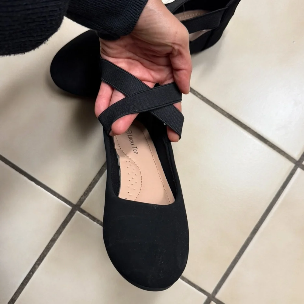 Lucky Top Girls Black Ballet Flats_3